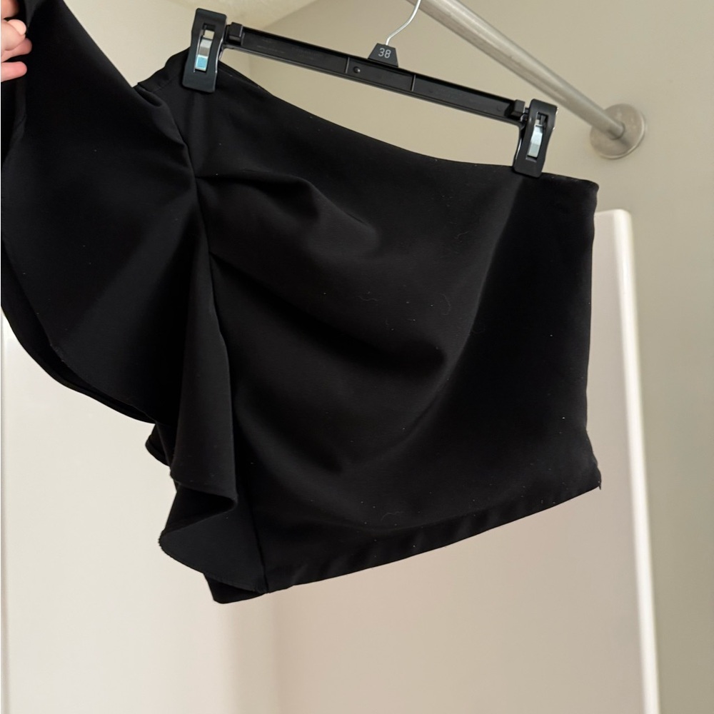 Elegant Black One Shoulder top